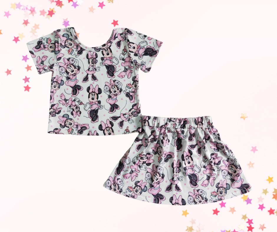Pink Mouse Ears Cartoon Skirt Set – Girls Two-Piece Outfit with All-Over Print
